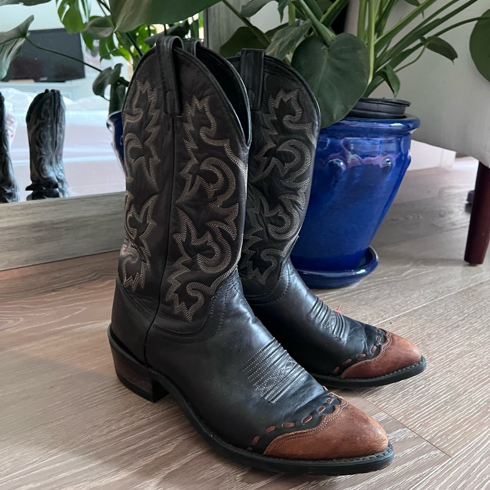 j. chisholm boots. So so cute, just too big for me:)